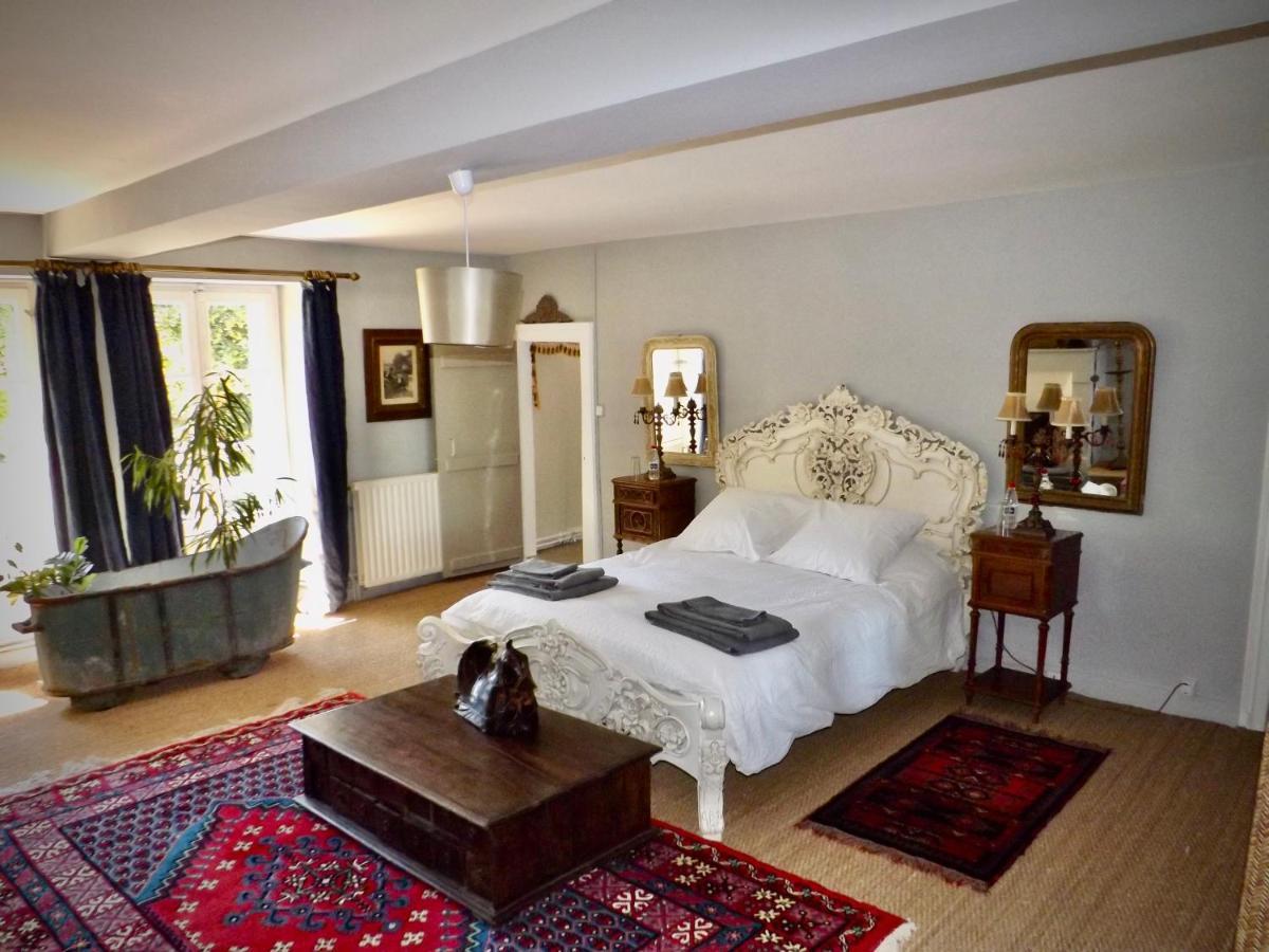Domaine De Lalat - B&B With En-Suite Bathrooms All Rooms With Garden Views Montembœuf Εξωτερικό φωτογραφία